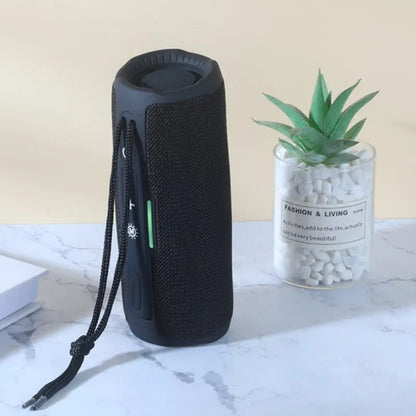 Boxa Portabila Bluetooth 5.3 TG-365, Putere 10W (2x5W), Sunet Clar 120Hz-20kHz, Compacta si Usoara, Incarcare USB-C, Design Modern, Negru PIEX.RO